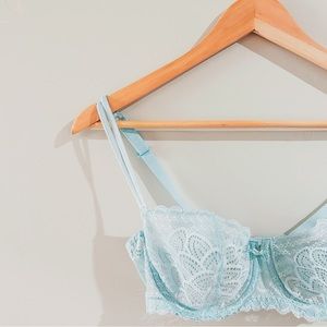chantelle | merci unlined underwire demi bra in lagoon